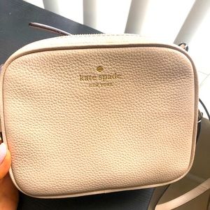 Kate Spade / Cross Body bag